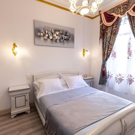Appartement Maison De L'Eglise Du Couvent Нарбонна Экстерьер фото
